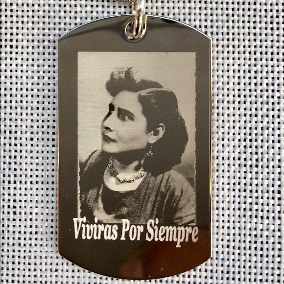 Personalized Engraved Pendant - Picture 3 of 8